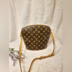 Authentic Louis Vuitton Drouot Crossbody shoulder bag